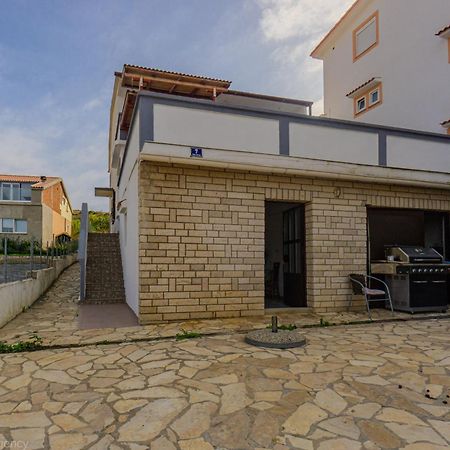 Kob Orog Good Location With Sea Views And Modern Decor Apartment Metajna Luaran gambar