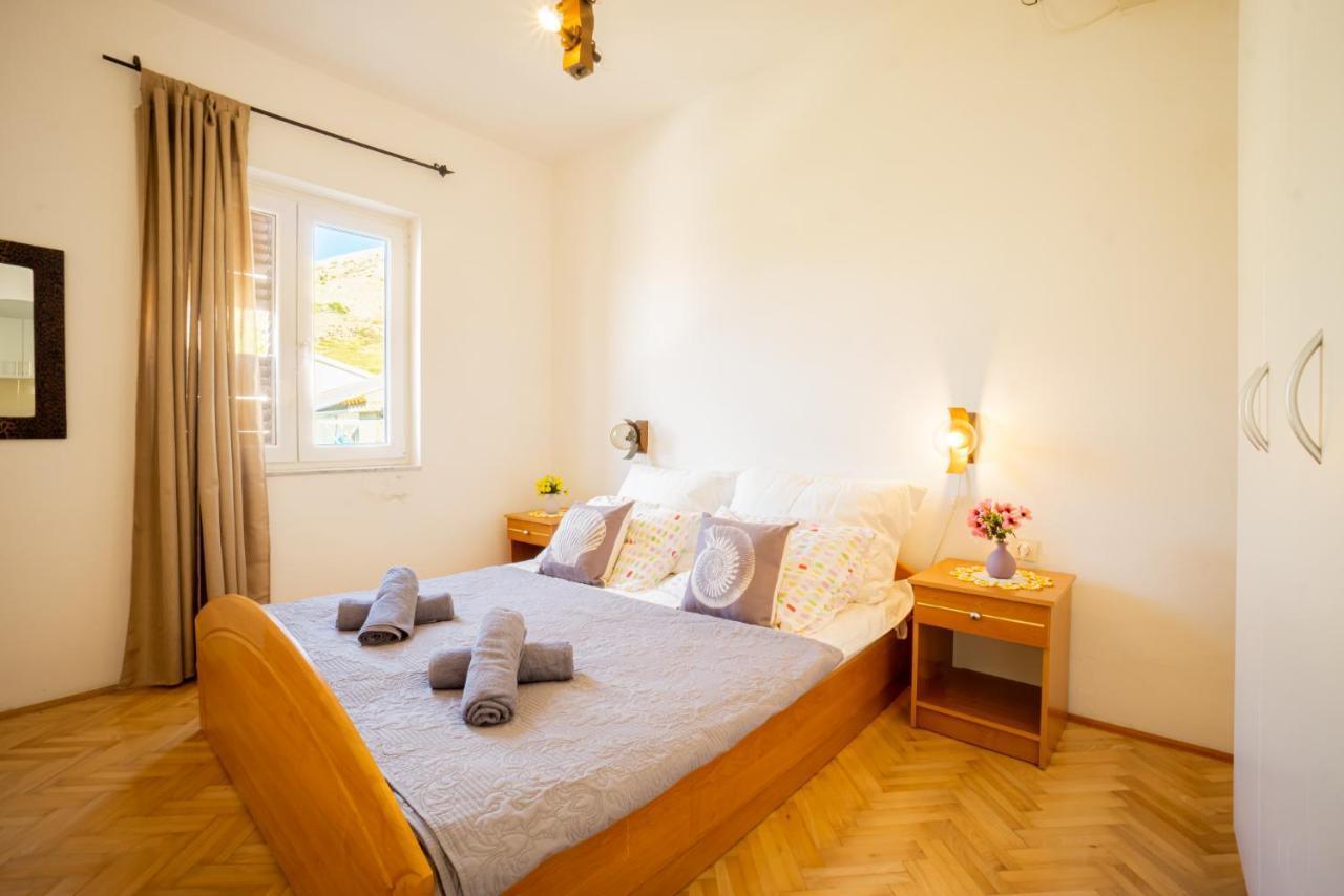 Kob Orog Good Location With Sea Views And Modern Decor Apartment Metajna Luaran gambar