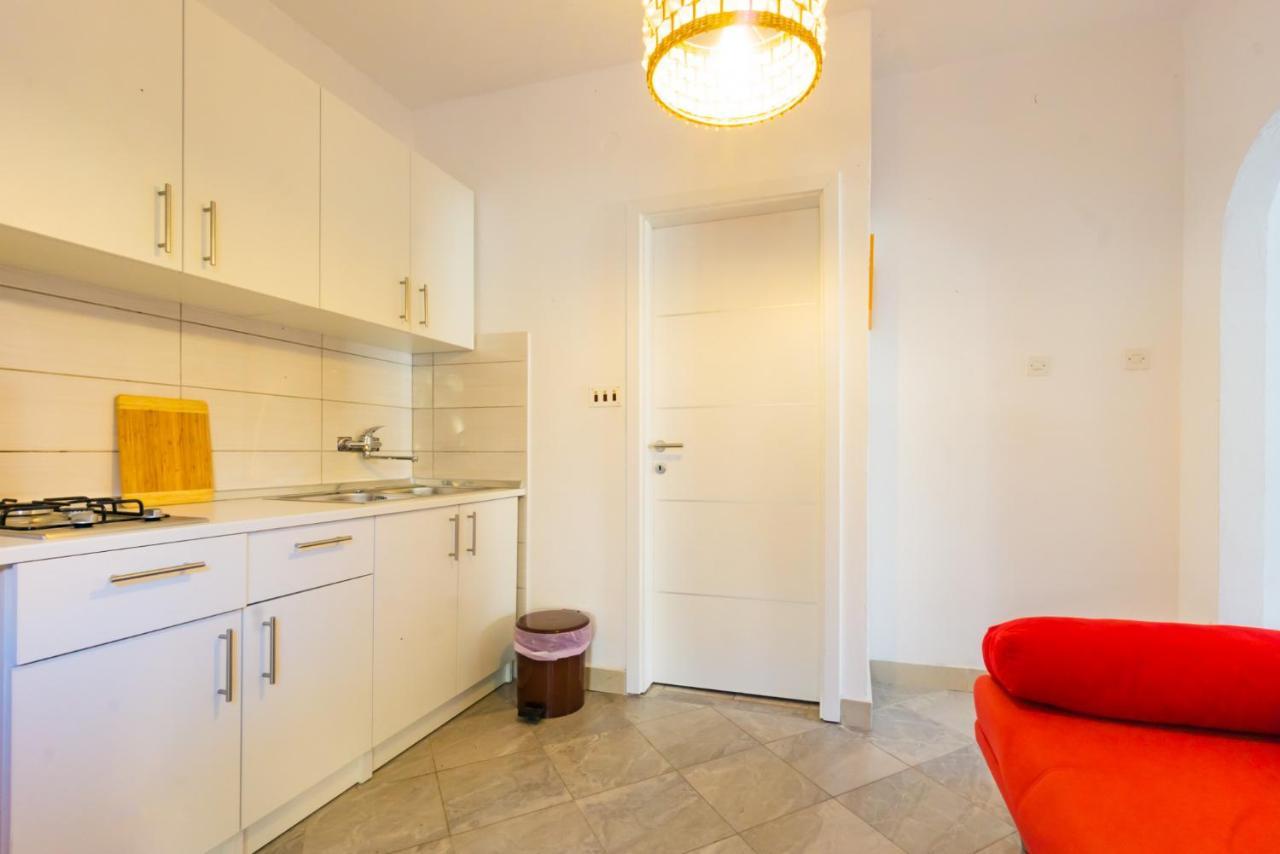 Kob Orog Good Location With Sea Views And Modern Decor Apartment Metajna Luaran gambar