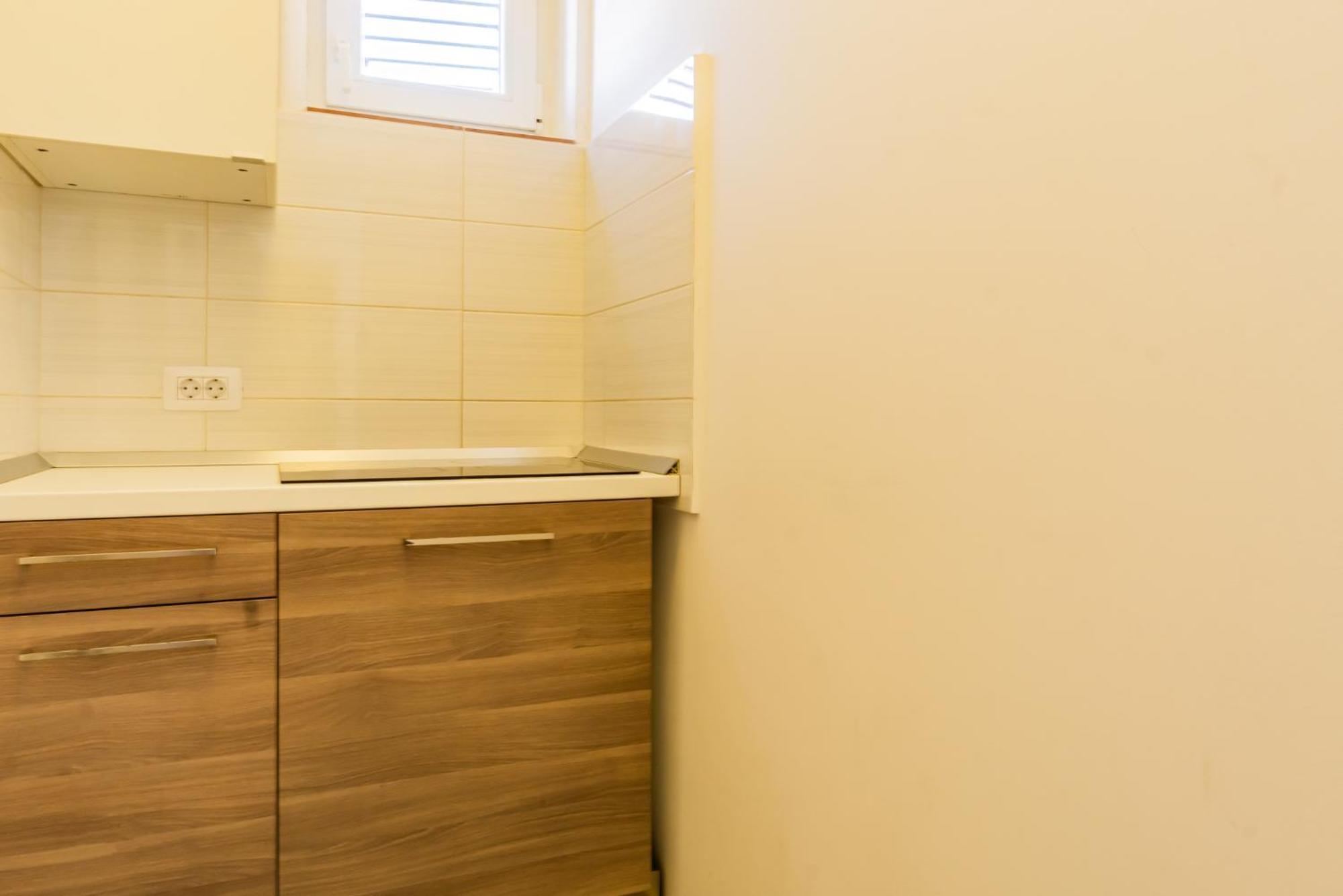 Kob Orog Good Location With Sea Views And Modern Decor Apartment Metajna Bilik gambar